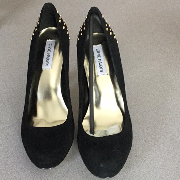 Steve Madden NEW blk Suede heels Gold studs. Sz9 - Picture 2 of 5
